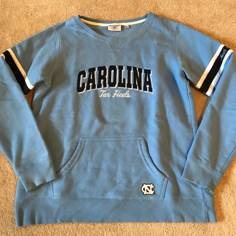 Champion UNC Chapel Hill Crew Neck Sweatshirt